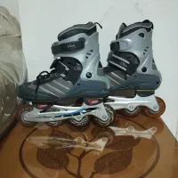 اسکیت سایز ۴۱بسیار تمیز در حد نو