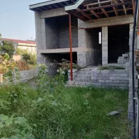 ۱۵۰متر زمین با بنای نیمه‌ساخته ۱۰۰ متری.با انشعاب