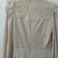 پیراهن کرمی مجلسی|لباس|رشت, کوی مهر|دیوار