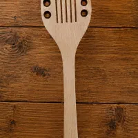کفگیرچوبی روغن ریز