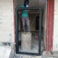 جوشکاری سیار انواع سازهای فلزی وا خدمات ساختمانی