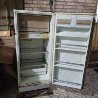 یک عدد فریزر هفت طبقه ویک عدد یخچال ارج|یخچال و فریزر|اهواز, سپیدار|دیوار