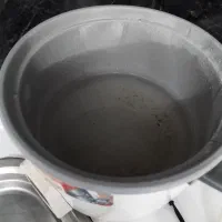 پلوپزوبخارپزوتعدادی ظروف سفالی وشیشه ای|ظروف پختوپز|فولادشهر, مسکن مهر فولادشهر|دیوار