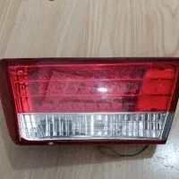 چراغ روی صندوق سمت راست سوناتا