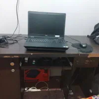 میز کامپیوتر