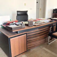 وسایل و تجهیزات مدیریتی و شرکتی و یا دفتر املاک