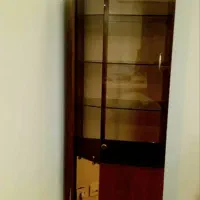 ویترین یا کتابخانه کمد دار.|کتابخانه، شلف، قفسه‌های دیواری|تهران, اقدسیه|دیوار