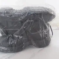 کفش ایمنی دو جفت یکی 43ویکی42بفروش میرسد