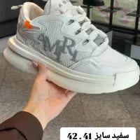 کفش و کیف های حراجی