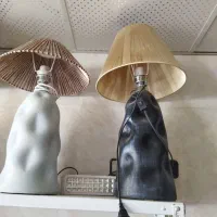 فروشنده ساده خانم