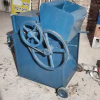 دستگاه حلاجی و چرخ خیاطی