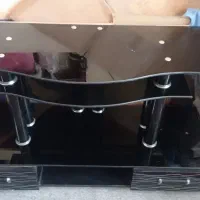 میز تلویزیون شیشه ای