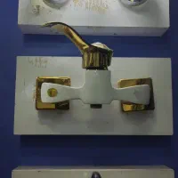 پیشیاز لوله کش نصب شیر