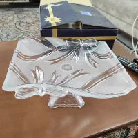 تعدادی ظروف پذیرایی با جعبه|ظروف سرو و پذیرایی|رشت, معلم|دیوار