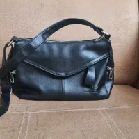 کیف مشکی چرم مصنوعی