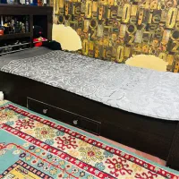 تخت یک نفره بزرگسال نو نو و سالم و محکم زیر قیمت