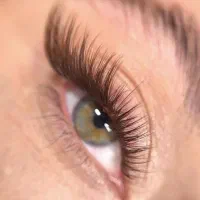 اکستنشن مژه و لیفت ابرو و مژه (of)