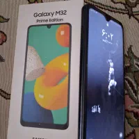 گوشی m32