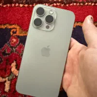 آیفون ۱۵ پرومکس ضربه خورده