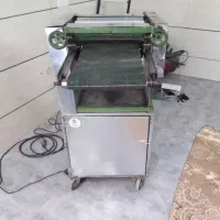 فروش خمیر پهن کن (شاطر برقی) و تنور گازی سالم