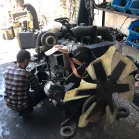 موتور بیل کوماتسو ۴۰۰ خط۷ ( ۱۲۵ )|ماشین‌آلات صنعتی|شیراز, پودنک|دیوار