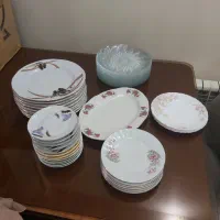 تعدادی ظروف چینی پلوخوری چینی پیش دستی گل صورتی|ظروف سرو و پذیرایی|تهران, اوقاف|دیوار