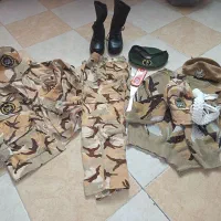 تعدادی لباس