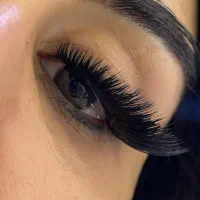آموزش تخصصی کاشتمژه با تخفیف استثنایی به مدت محدود