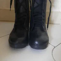 پوتین و لباس نظامی|لباس|ارومیه, |دیوار