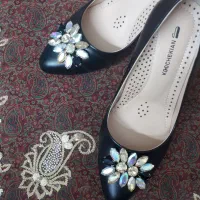 کفش جواهر دوزی