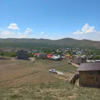 زمین ویلایی داخل بافت رزجرد با مجوز ساخت|فروش زمین و ملک کلنگی|قزوین, |دیوار