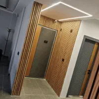 کارشناس فروش تلفنی خانم