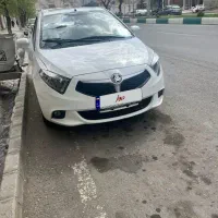 برلیانس ۲۲۰ اتوماتیک هاچبک