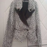 کت و دامن|لباس|فسا, |دیوار