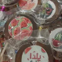 آبنبات چوبی با برچسب خوراکی یلدا وشکر قهوه ای|خوردنی و آشامیدنی|تهران, اتابک|دیوار