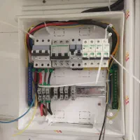 خدمات برق صنعتی و سیستمهای حفاظتی