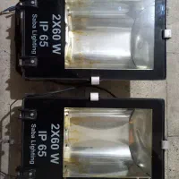 پروژکتور لامپی سالم بدون ایراد