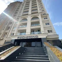 100-متر-برج-با-لابی-و-نگهبانی-محبوبی