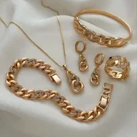 بدلیجات و زیورآلات