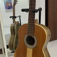 گیتار دست ساز بسیار زیبا