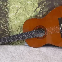 گیتار یاماها مدل c40 اکبند و نو