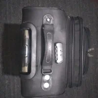 چمدان سایزمتوسط برند لیون