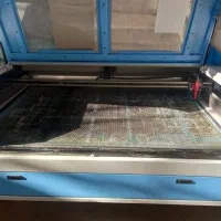 خدمات لیزر غیر فلزات