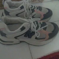 چند عدد کتونی اورجینال