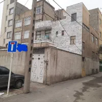 فروش ملک ویلایی ۱۵۰ متری سر۲ نبش۳طبقه بنای مستقل