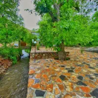 عمارت نسمه|اجارهٔ کوتاه‌مدت ویلا و باغ|پاوه, |دیوار
