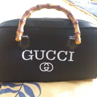 دو عدد کیف، شش عدد شال