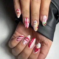 آموزش کاشت ناخن ۸۰۰تومان