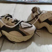 کتونی اسپرت سایز 39|کیف، کفش، کمربند|نورآباد, |دیوار