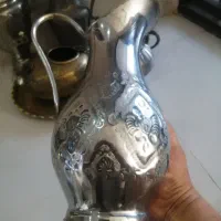 پارچ برنجی قدیمی|صنایع دستی و سایر لوازم تزئینی|قم, انسجام|دیوار